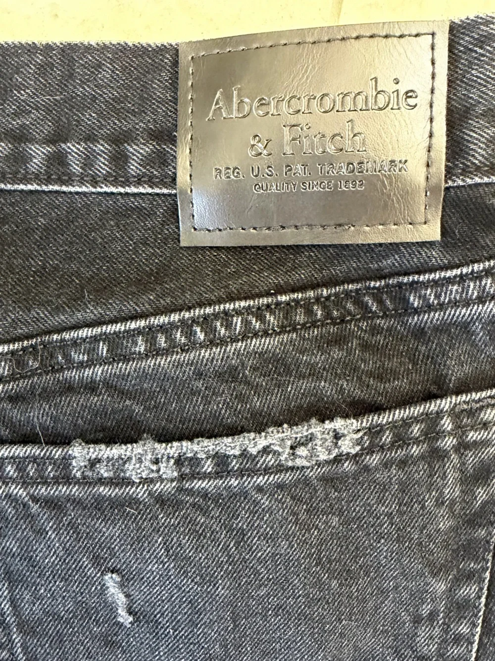 Abercrombie & Fitch Authentic Rigid Baggy Jeans, Size 31